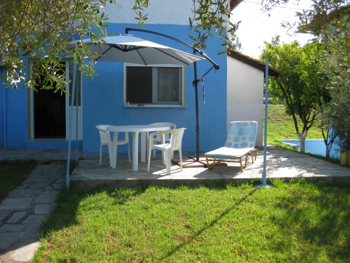 Europa Apartments Stefanos Kриопиги Екстериор снимка