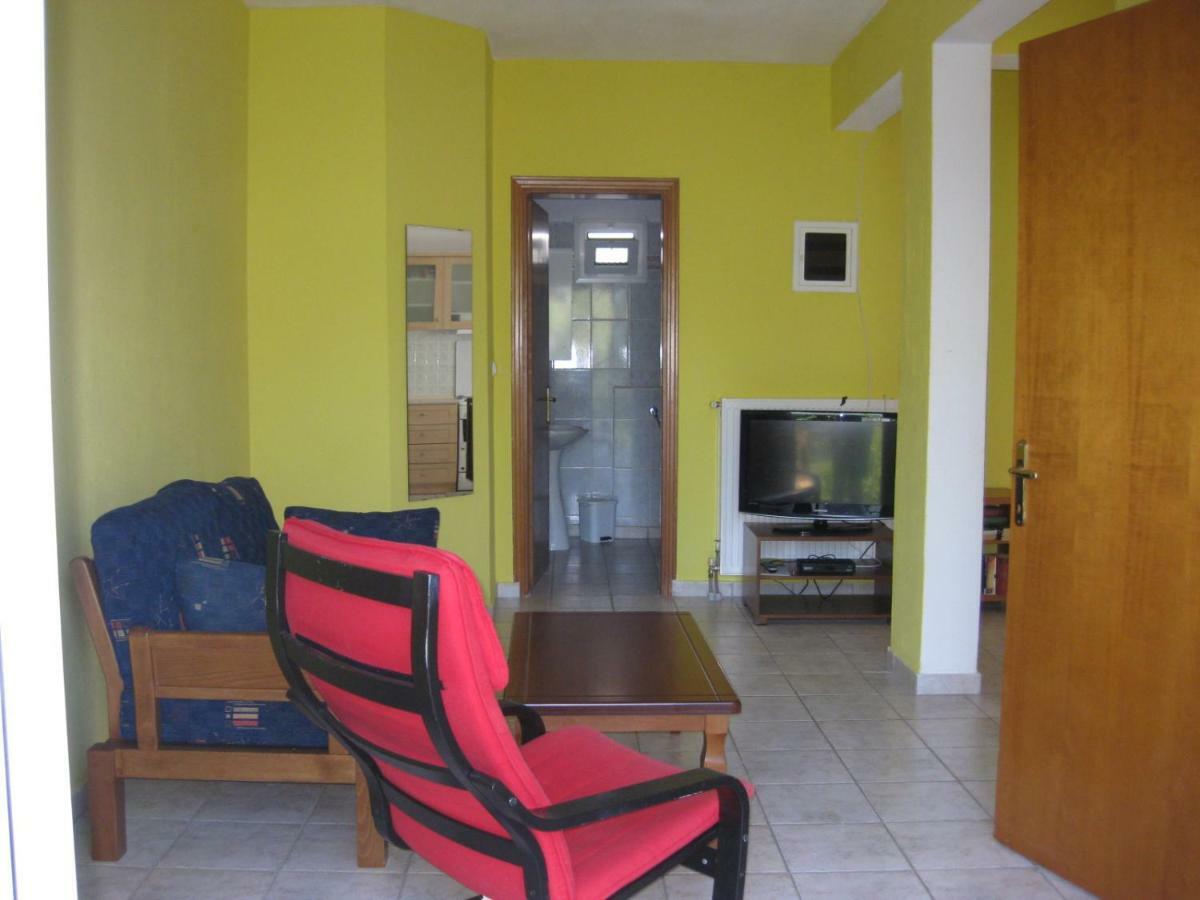 Europa Apartments Stefanos Kриопиги Екстериор снимка